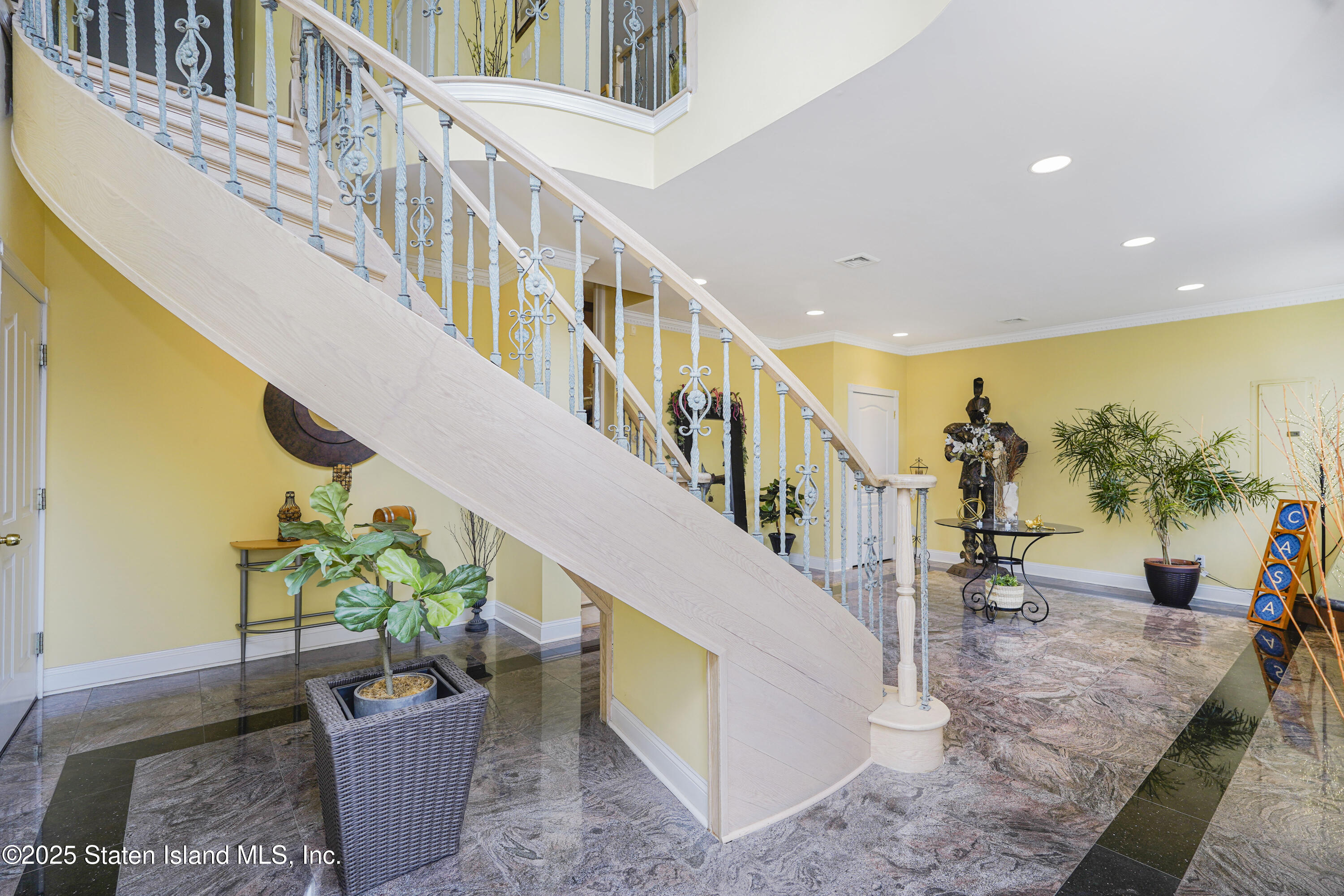 16 Diana Trail, Staten Island, New York image 12