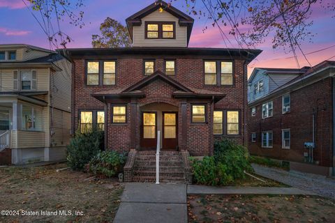 Photo of 358360 Sharon Avenue, Staten Island, NY 10301 (MLS # 2406225)