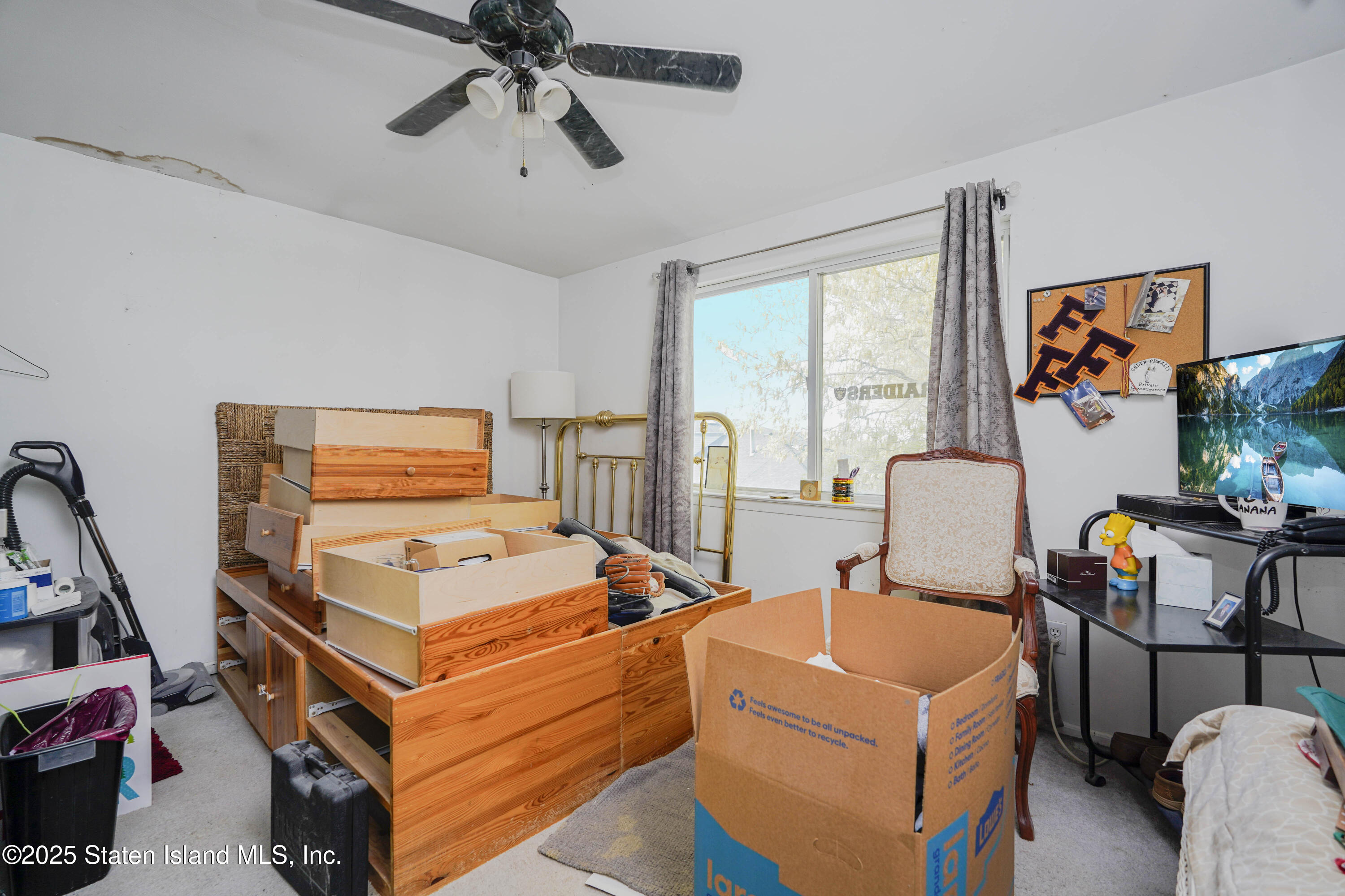 102 Lorraine Loop, Staten Island, New York image 15