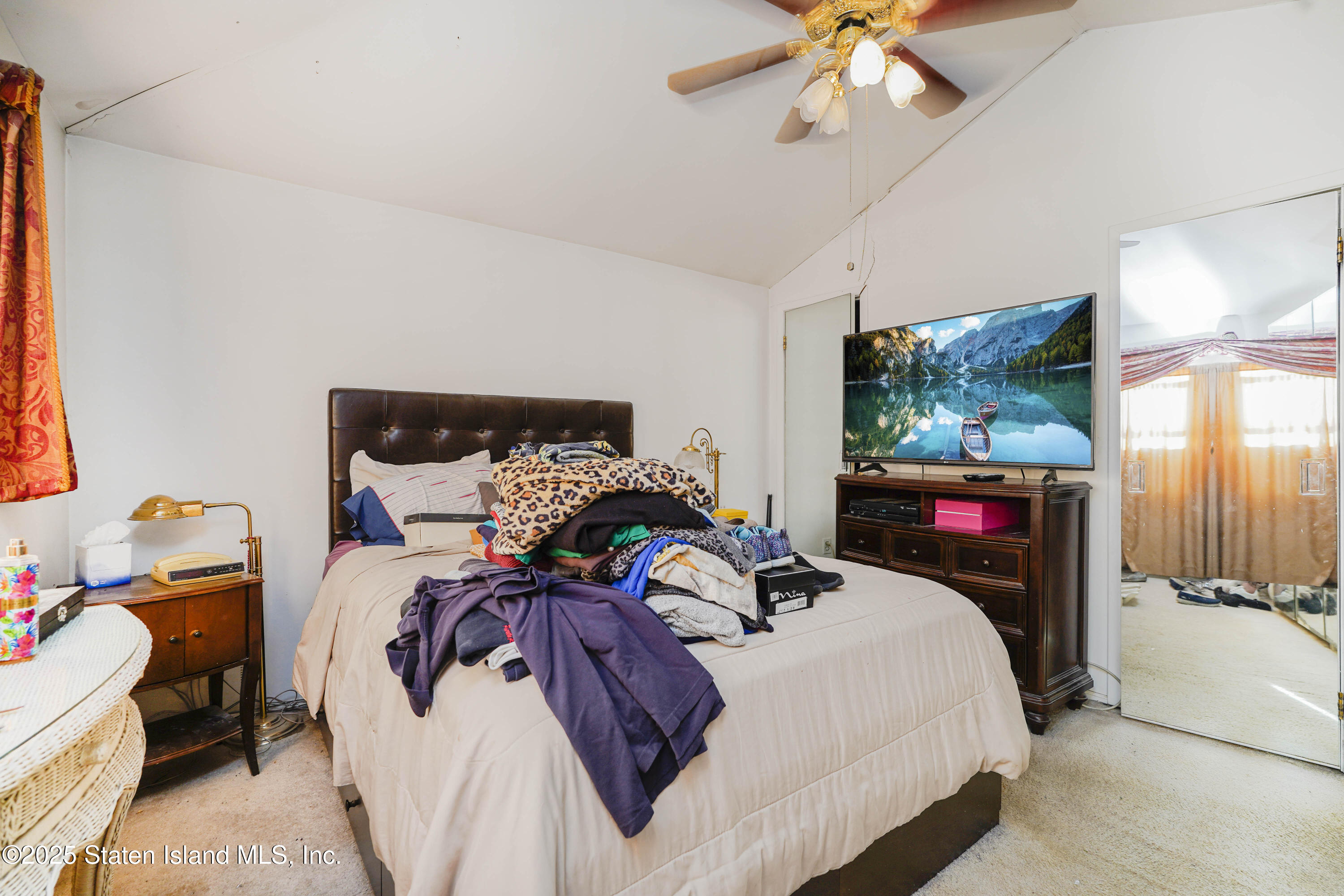 102 Lorraine Loop, Staten Island, New York image 14