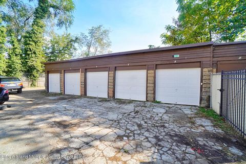 Photo of 193 Targee Street, Staten Island, NY 10304 (MLS # 1160605)