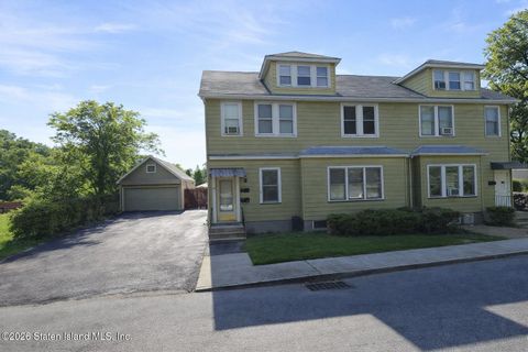 Homes For Sale - 41 Rockland Avenue<br/> Staten Island, NY 10306