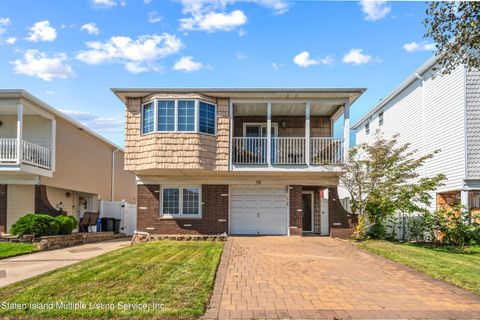 Photo of 12 Rockne Street, Staten Island, NY 10314 (MLS # 1165443)