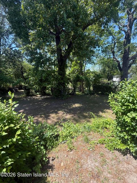 Photo of 636 Holmdel Road, Hazlet, NJ 07730 (MLS # 2602346)