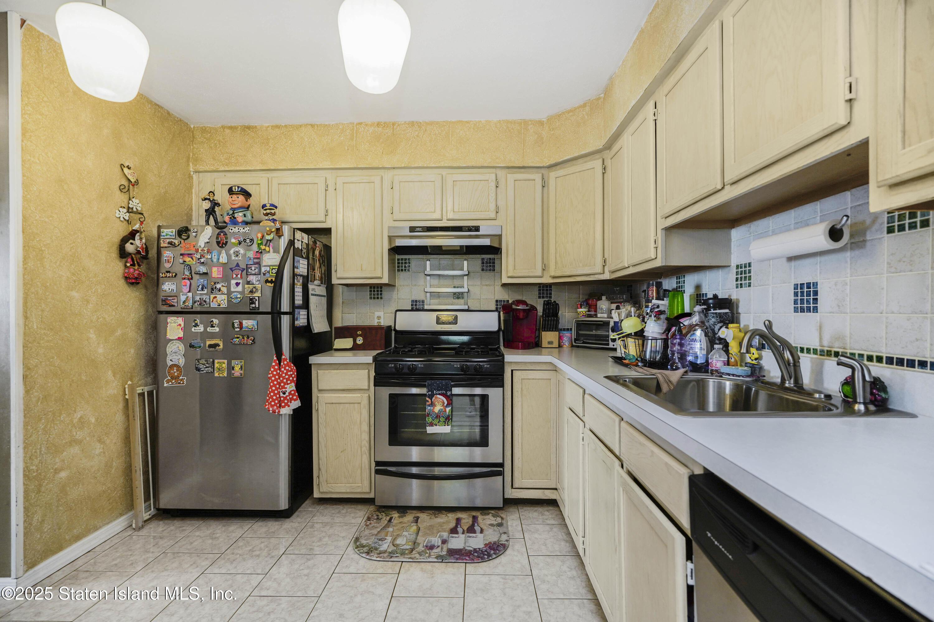 354 Aspen Knolls Way, Staten Island, New York image 11