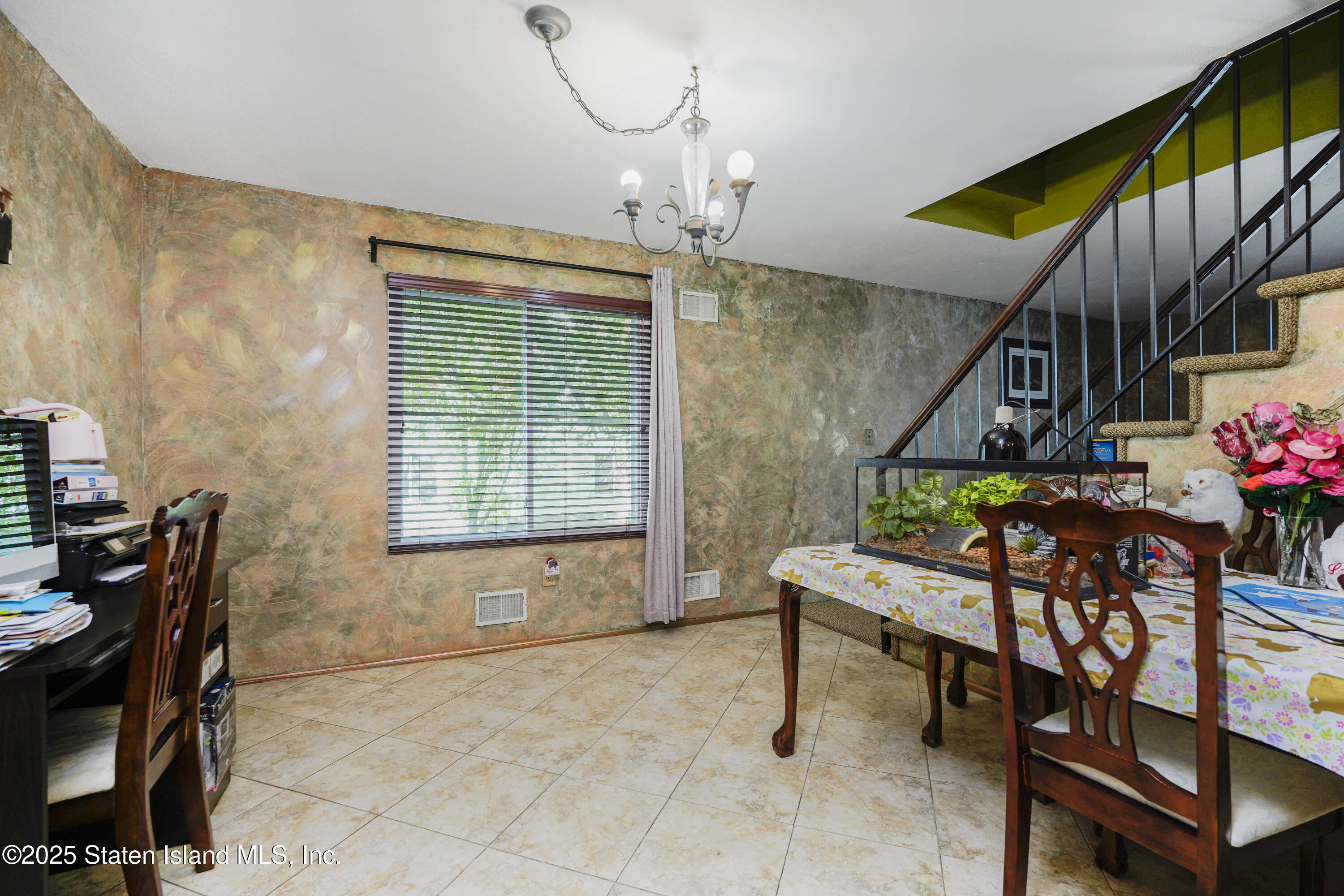 354 Aspen Knolls Way, Staten Island, New York image 5