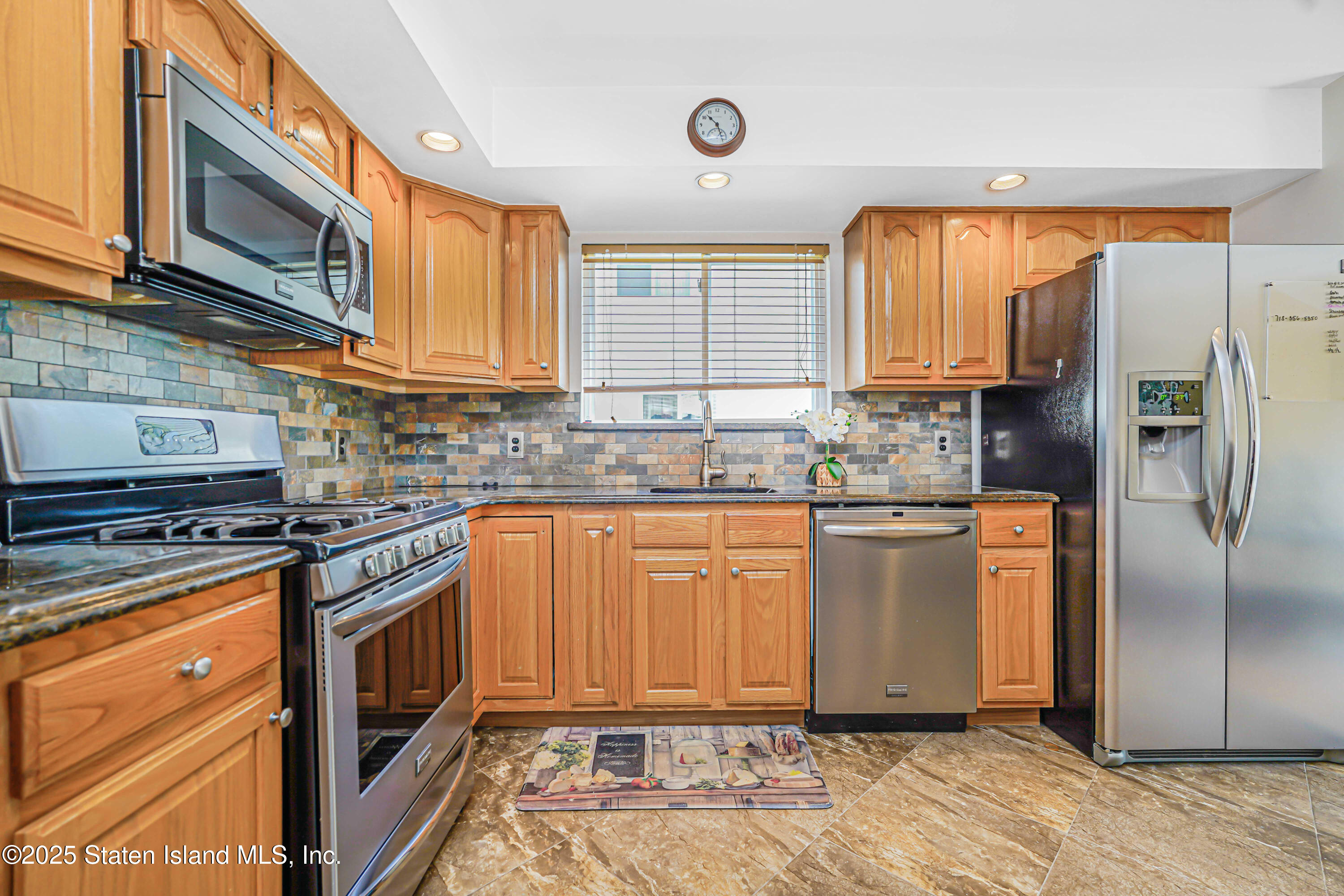 42 Sylvia Street, Staten Island, New York image 9