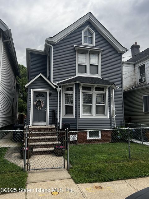 Photo of 143 Bodine Street, Staten Island, NY 10310 (MLS # 2504015)