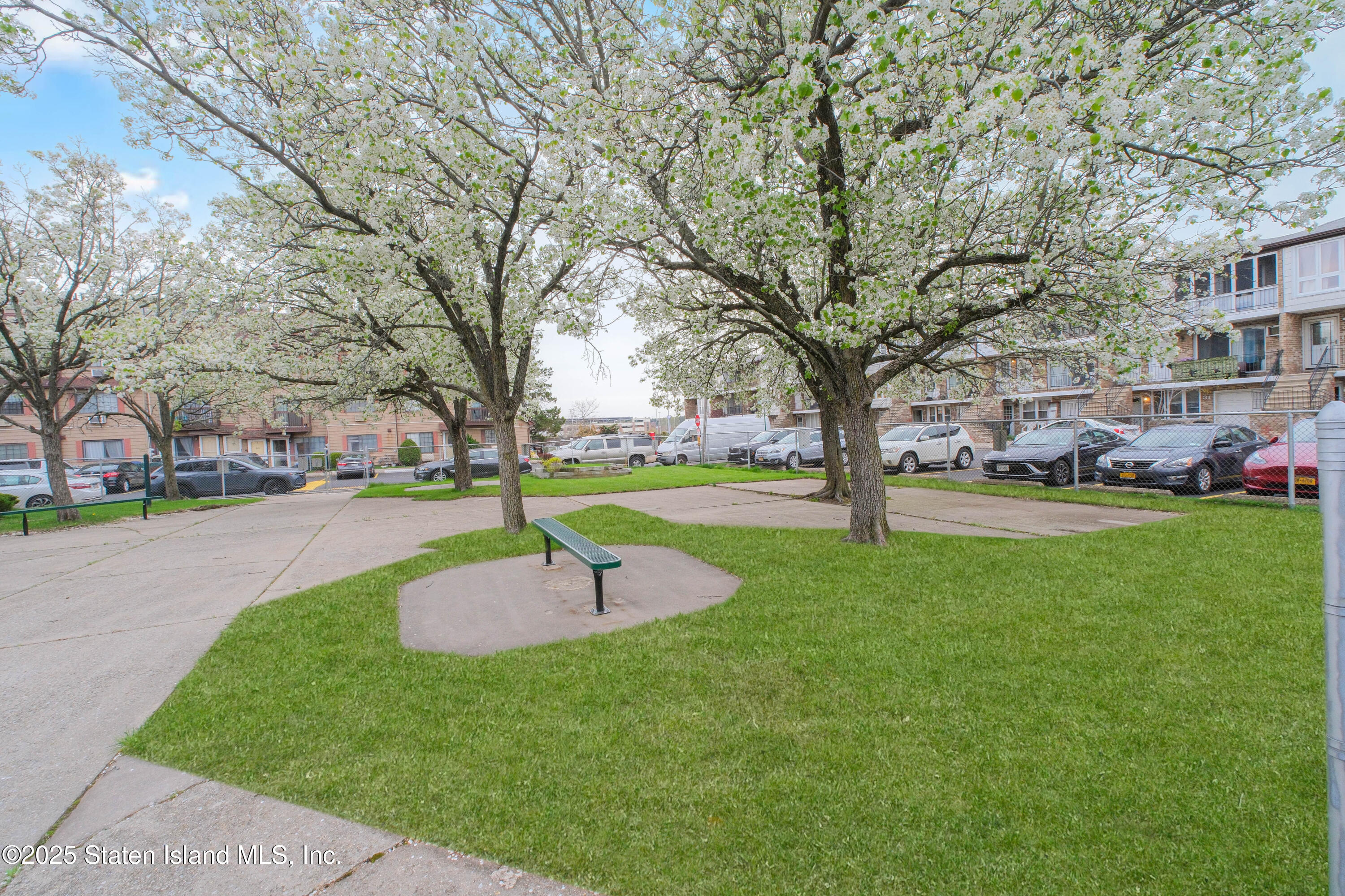 19 Lamped Loop #A3, Staten Island, New York image 2