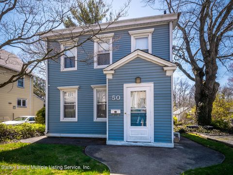 Photo of 50 Station Avenue, Staten Island, NY 10309 (MLS # 1161329)