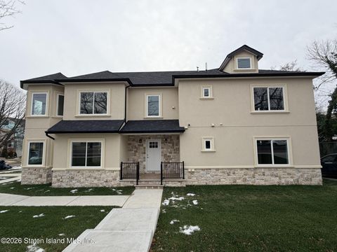 Multifamily For Sale - 4 Mc Kee Avenue<br/> Staten Island, NY 10308