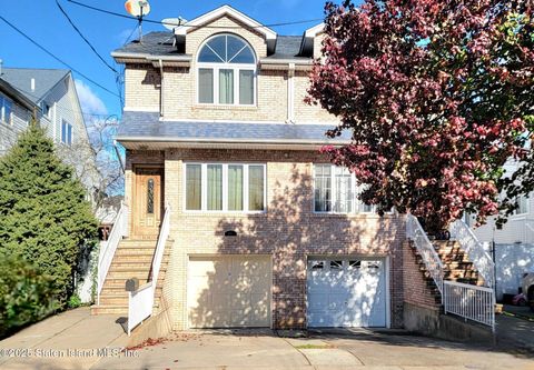 Photo of 81 Glover Street, Staten Island, NY 10308 (MLS # 2507219)