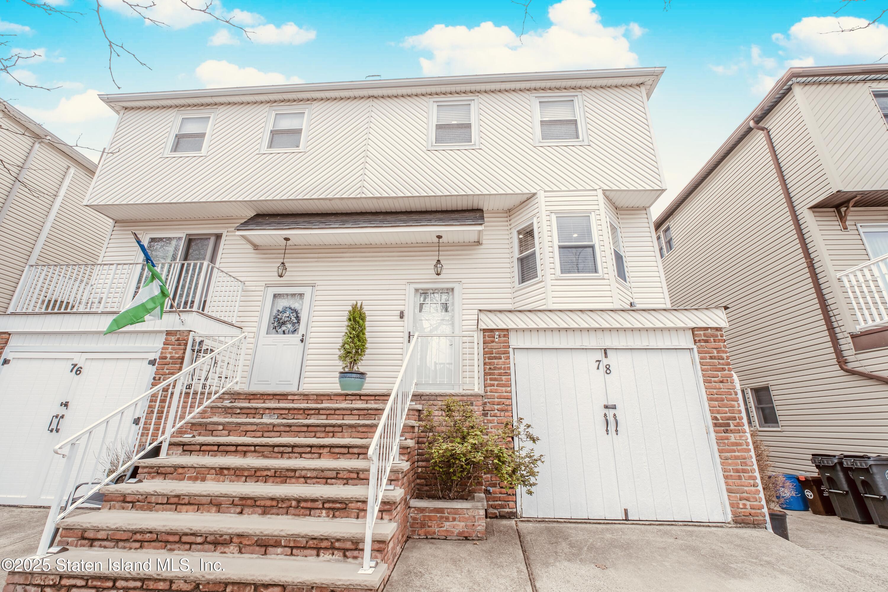 78 Stack Drive Drive, Staten Island, New York image 1