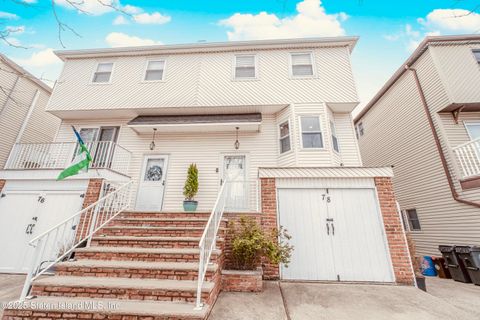 Photo of 78 Stack Drive Drive, Staten Island, NY 10312 (MLS # 2501856)
