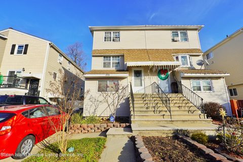 Photo of 179 Ada Drive, Staten Island, NY 10314 (MLS # 1165911)