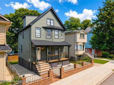 Homes For Sale - 43 Taft Avenue<br/> Staten Island, NY 10301