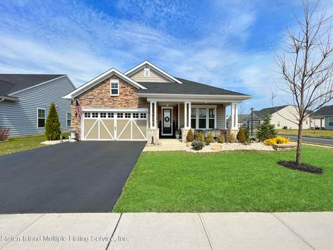 Photo of 19 Landmark Road, Monroe Township, NJ 08831 (MLS # 1161509)