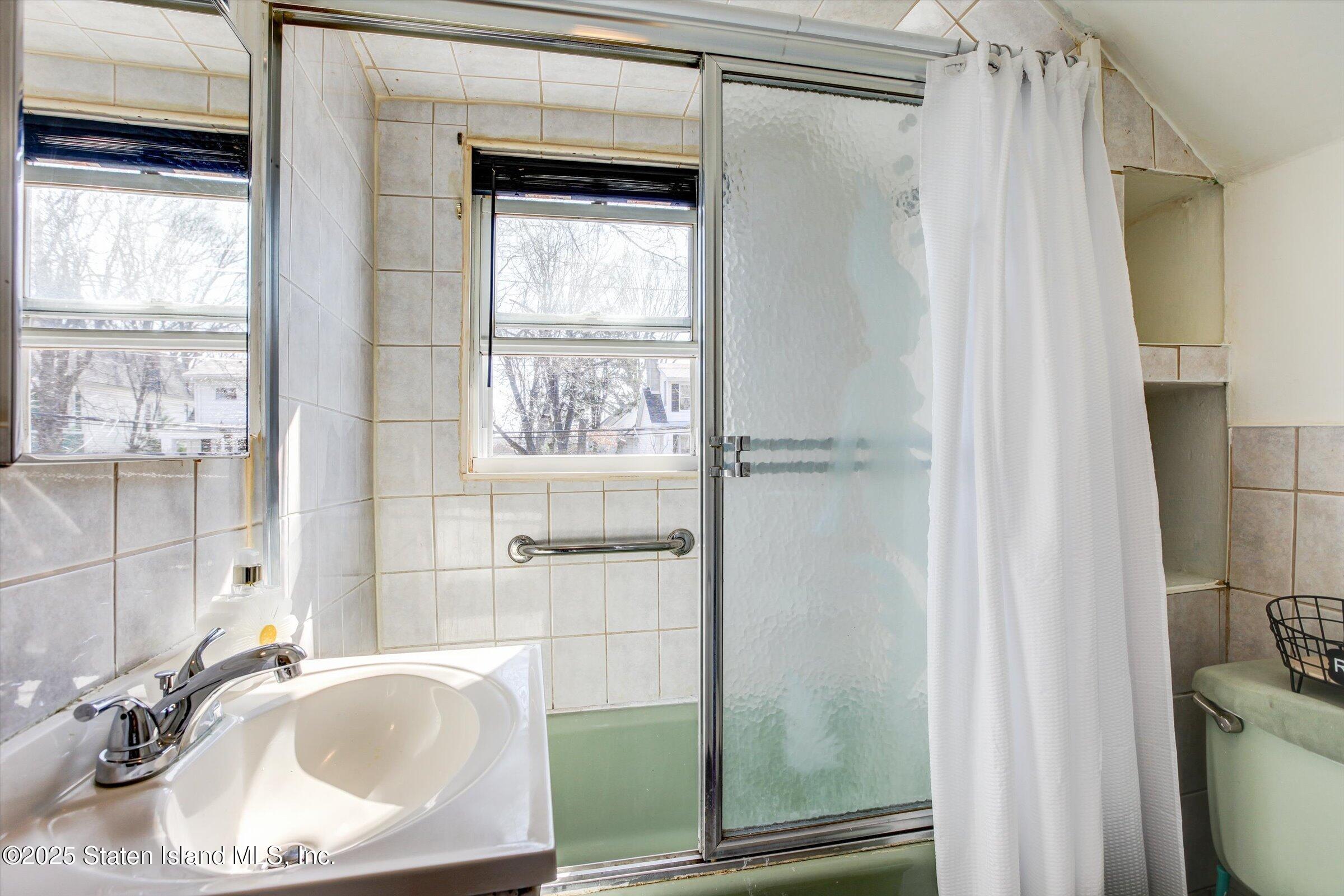 26 Trantor Place, Staten Island, New York image 14