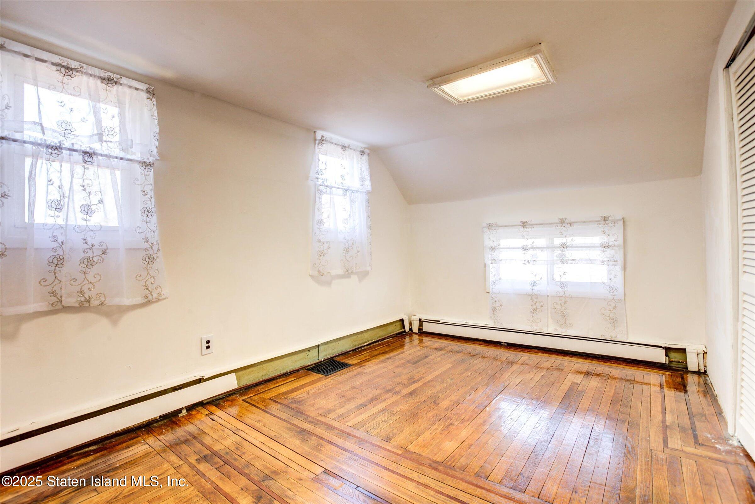 26 Trantor Place, Staten Island, New York image 18