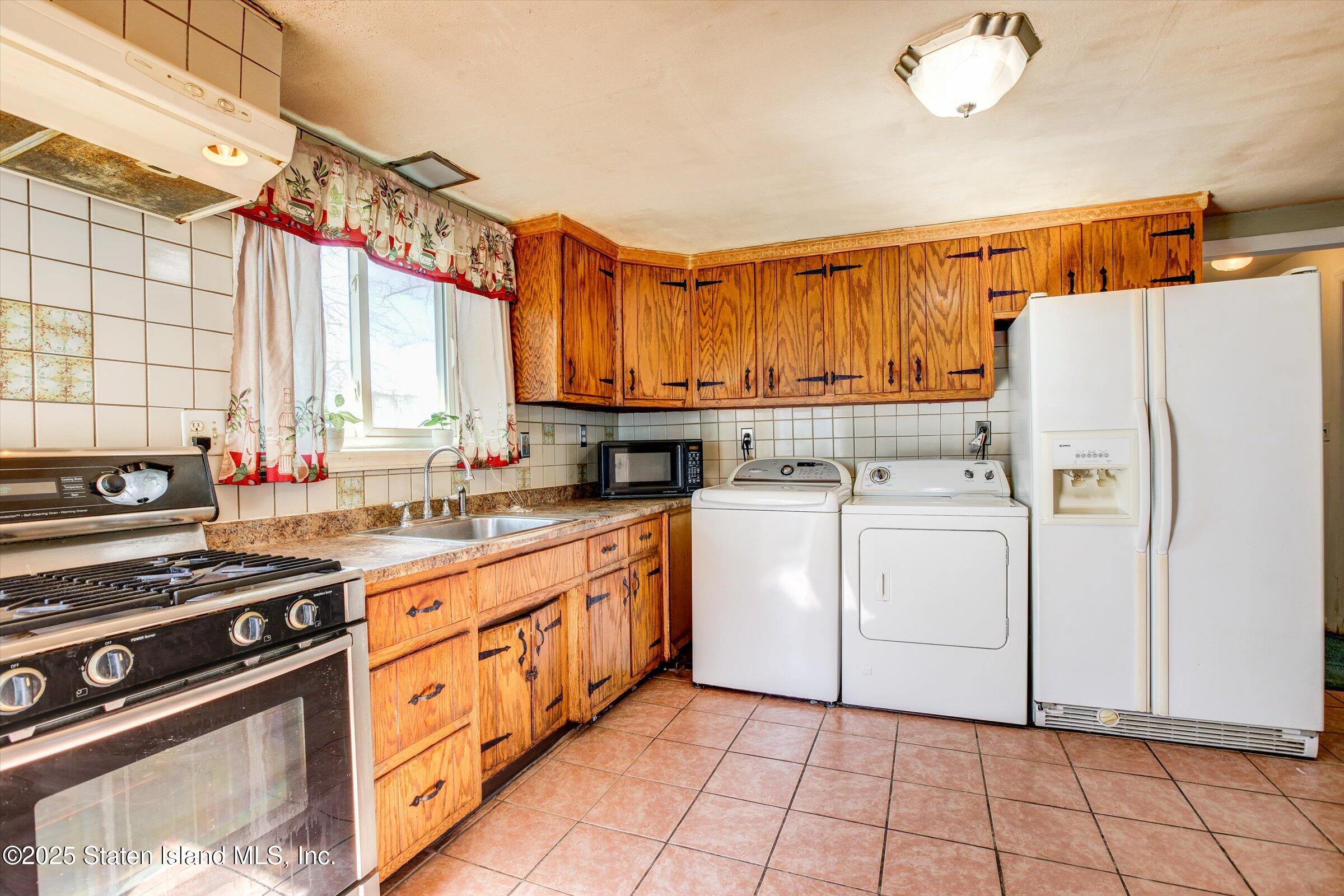 26 Trantor Place, Staten Island, New York image 8