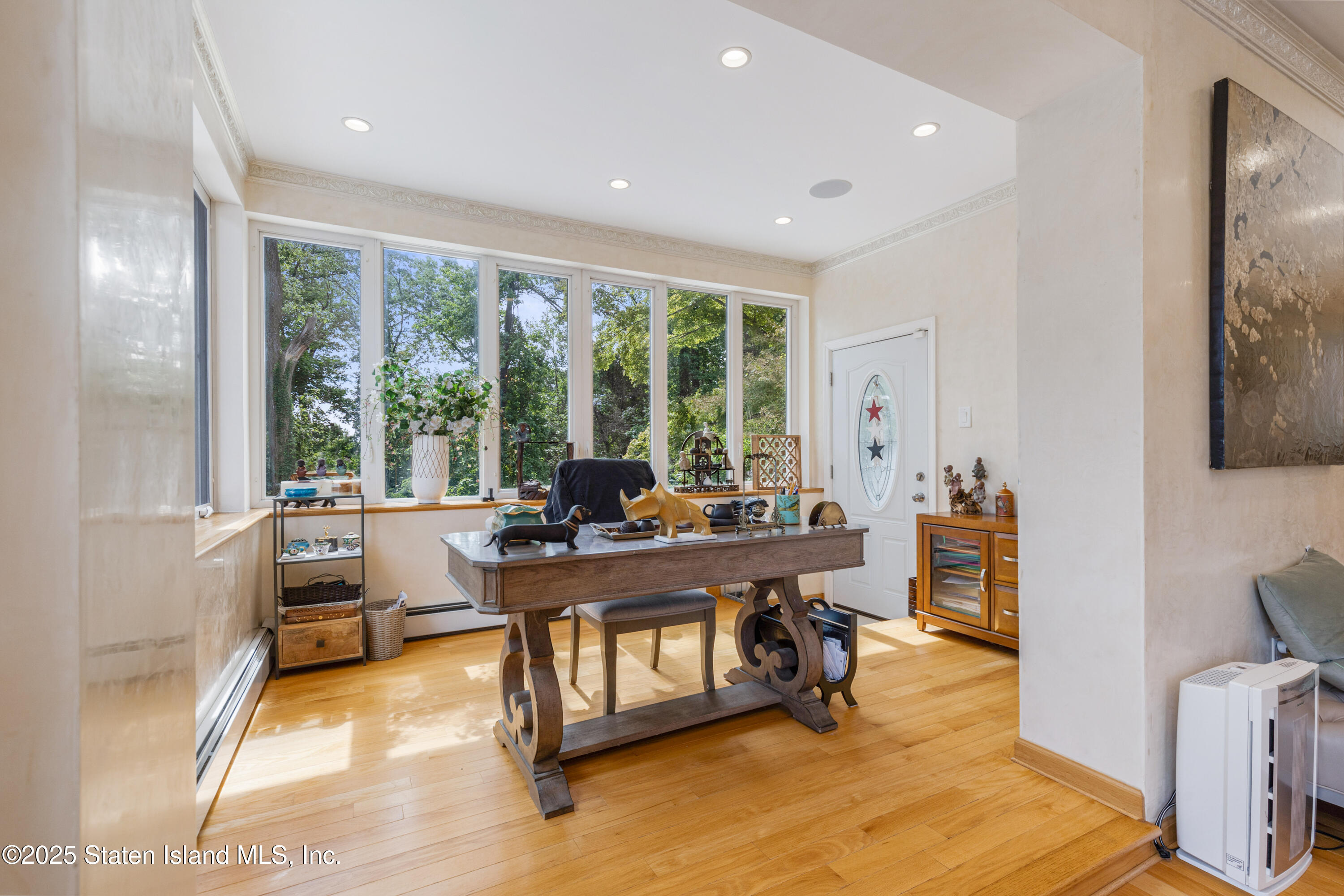 363 Howard Avenue, Staten Island, New York image 7