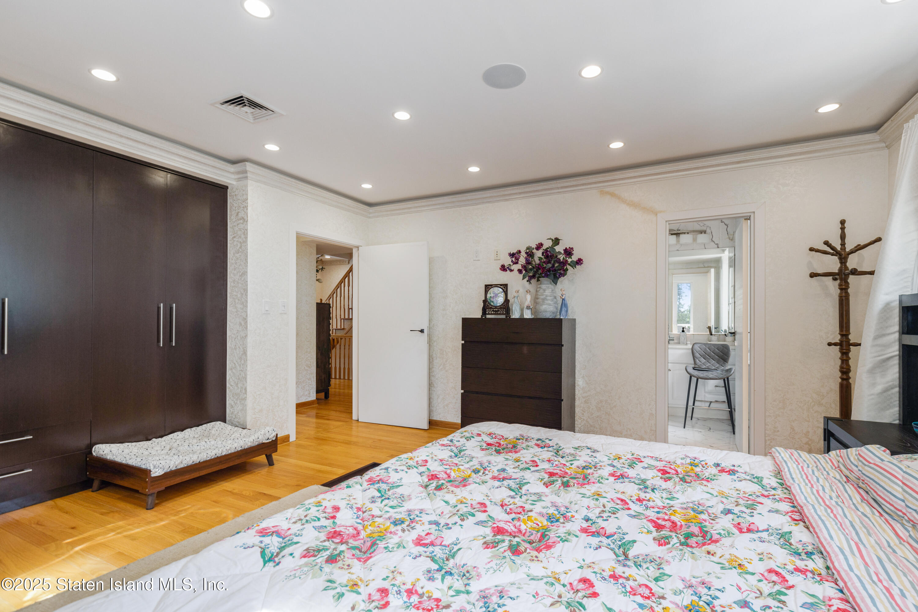 363 Howard Avenue, Staten Island, New York image 14
