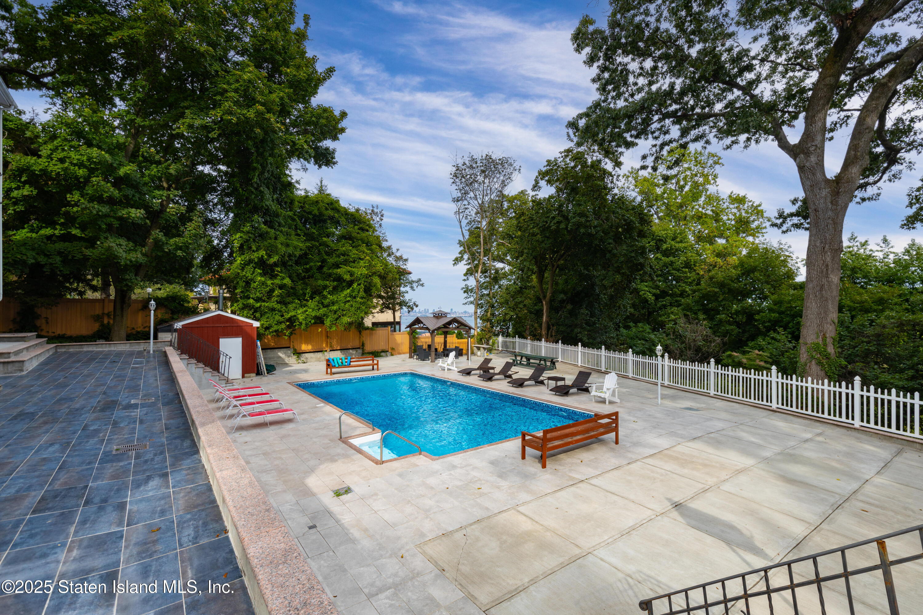 363 Howard Avenue, Staten Island, New York image 38