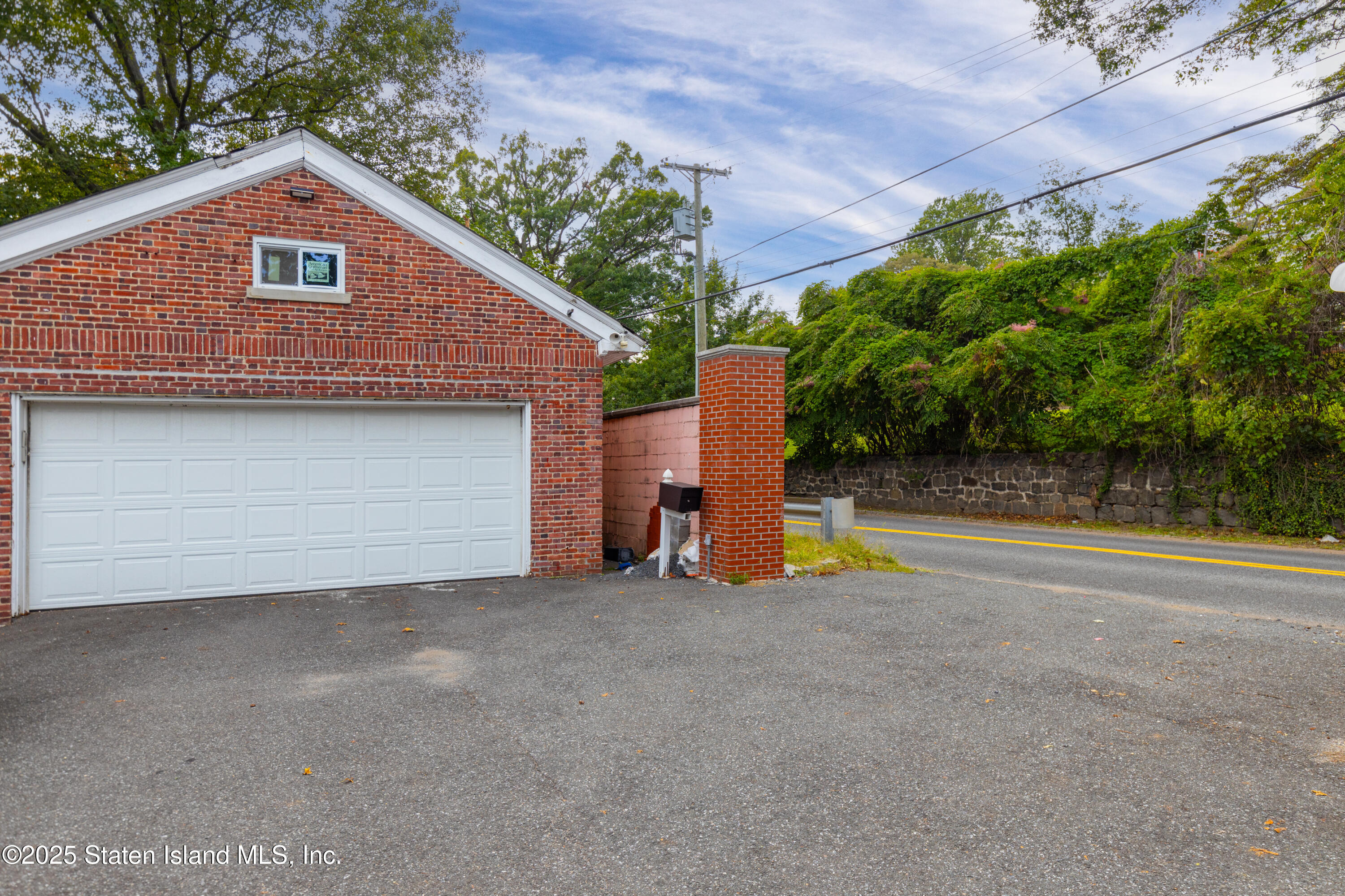 363 Howard Avenue, Staten Island, New York image 35
