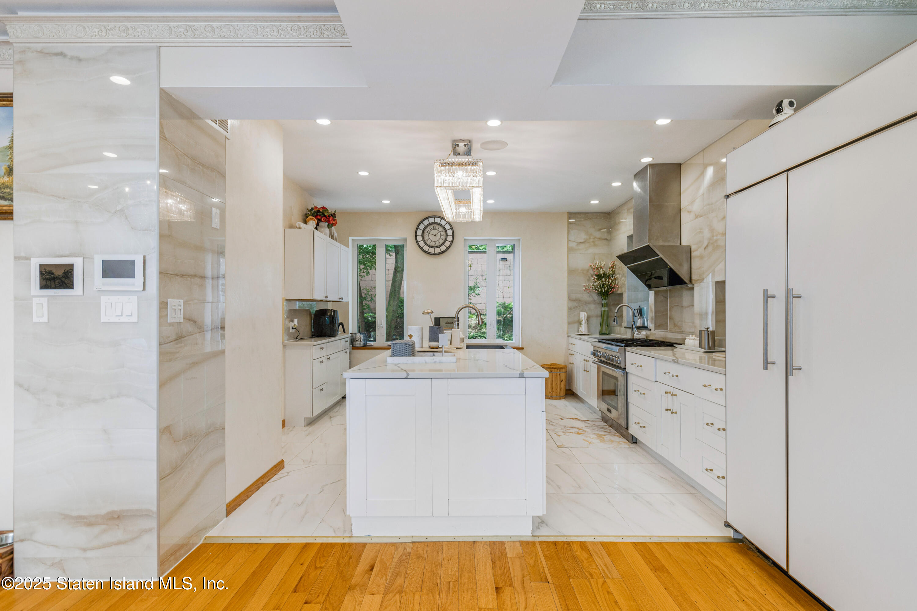 363 Howard Avenue, Staten Island, New York image 11