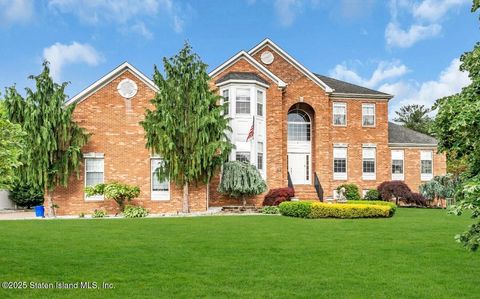 Photo of 22 Amagansett Lane, Old Bridge, NJ 07747 (MLS # 2503921)