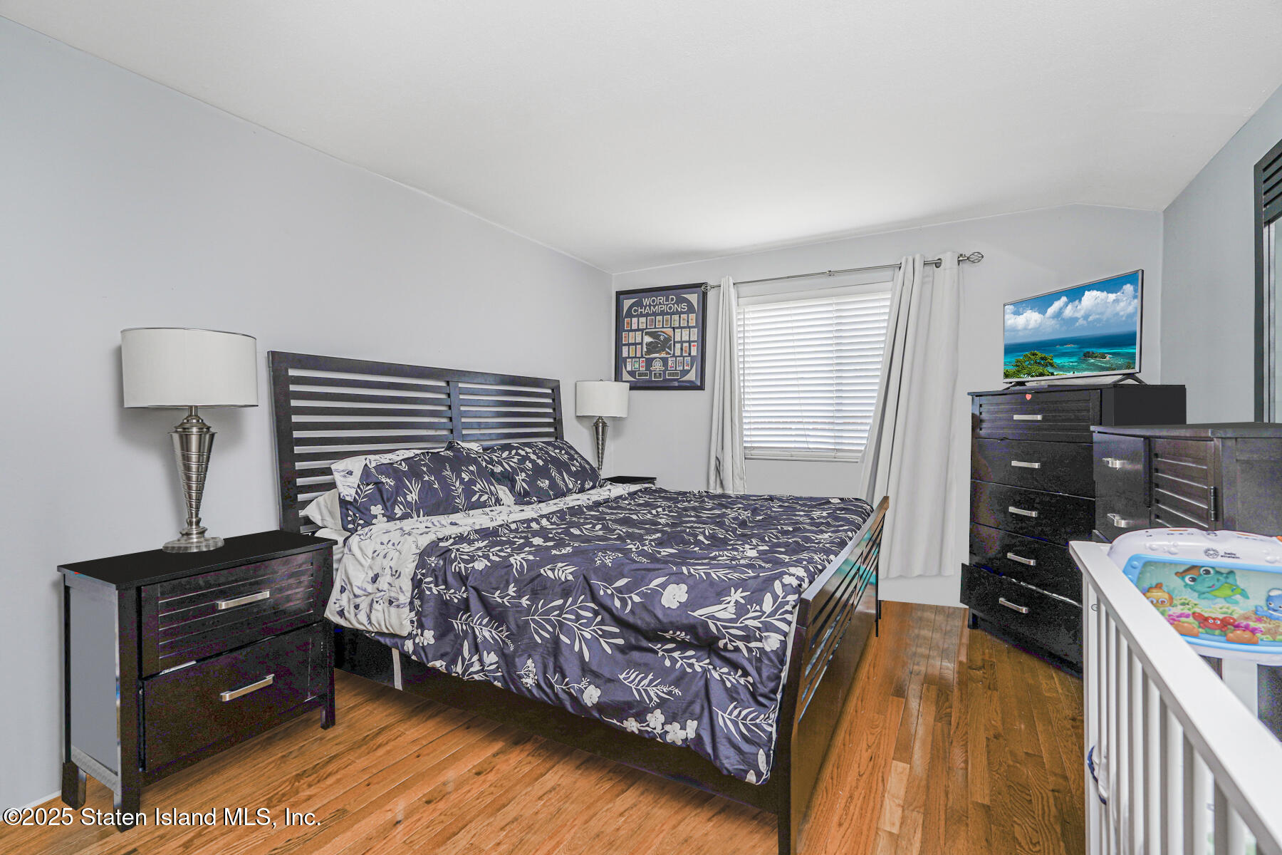 Staten Island, New York 10314, United States, 2 Bedrooms Bedrooms, ,1 BathroomBathrooms,Residential,Active,202911