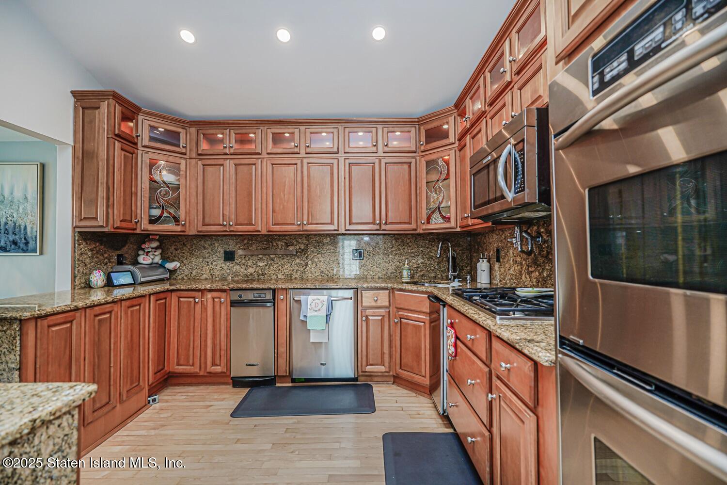 25 Kunath Avenue, Staten Island, New York image 10