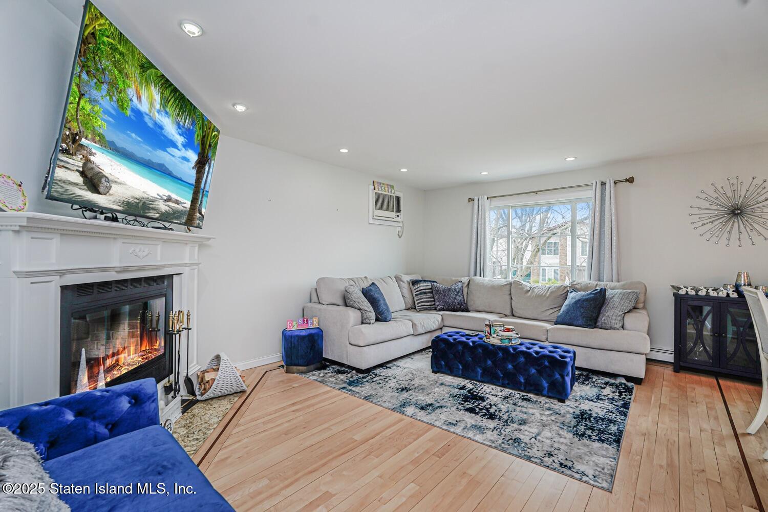 25 Kunath Avenue, Staten Island, New York image 5