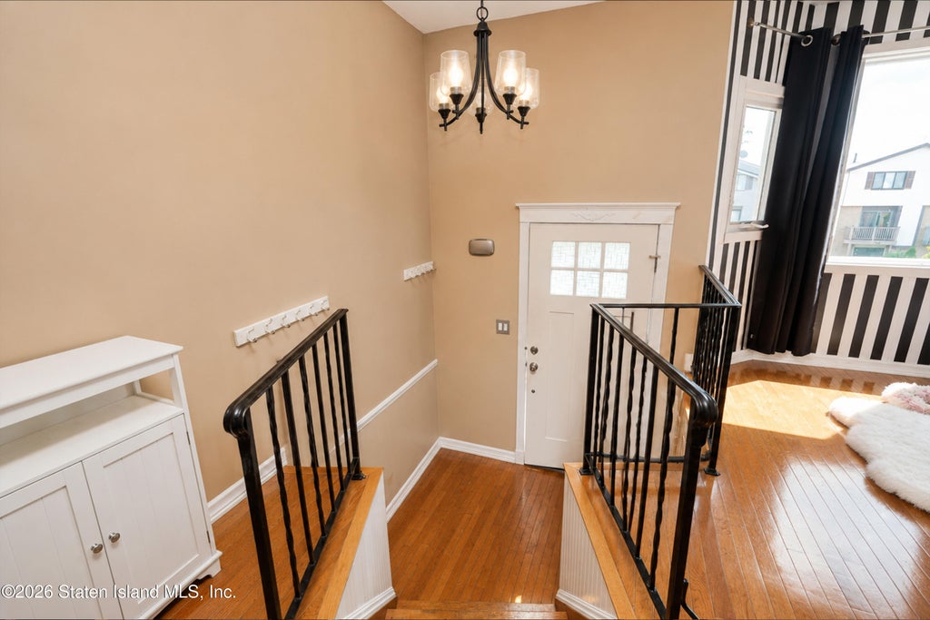 Photo of 299 Travis Avenue, Staten Island, NY 10314 (MLS # 2603744)