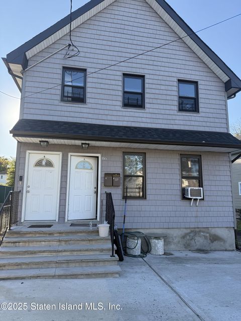 Photo of 86 South Avenue #2, Staten Island, NY 10303 (MLS # 2506666)