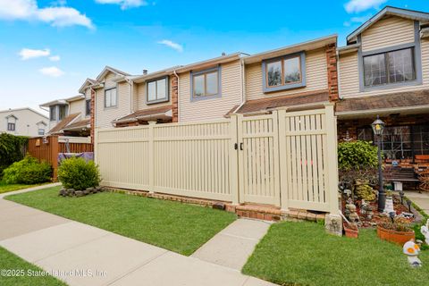 Photo of 11 Lovell Avenue #A, Staten Island, NY 10314 (MLS # 2501584)