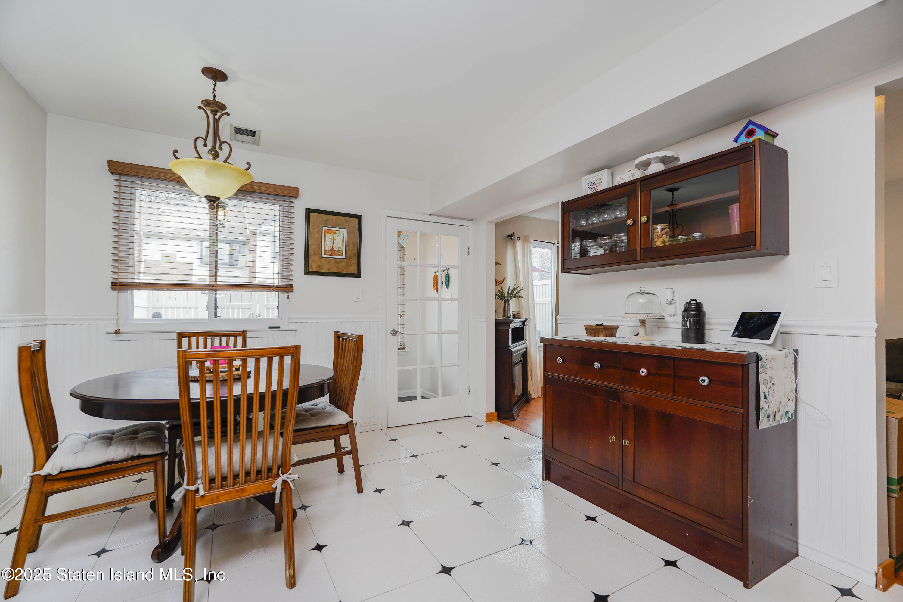 11 Lovell Avenue #A, Staten Island, New York image 9