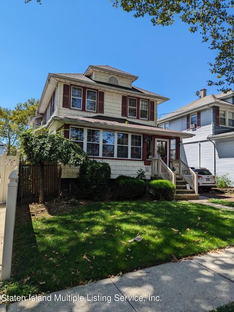 Photo of 46 Coddington Avenue, Staten Island, NY 10306 (MLS # 1164046)