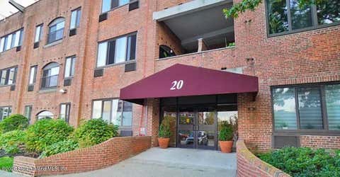 Condo For Sale - 20 Bay Street Landing #B3D<br/> Staten Island, NY 10301