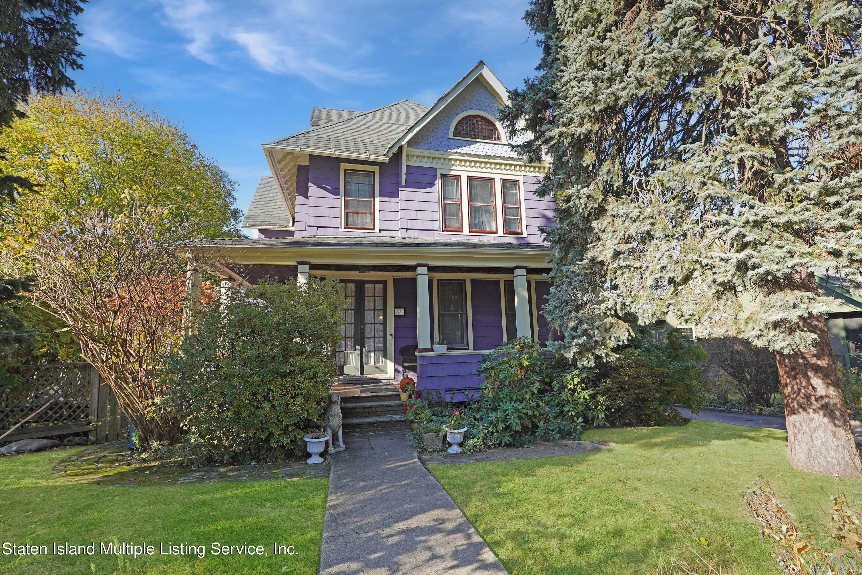 222 Hart Boulevard