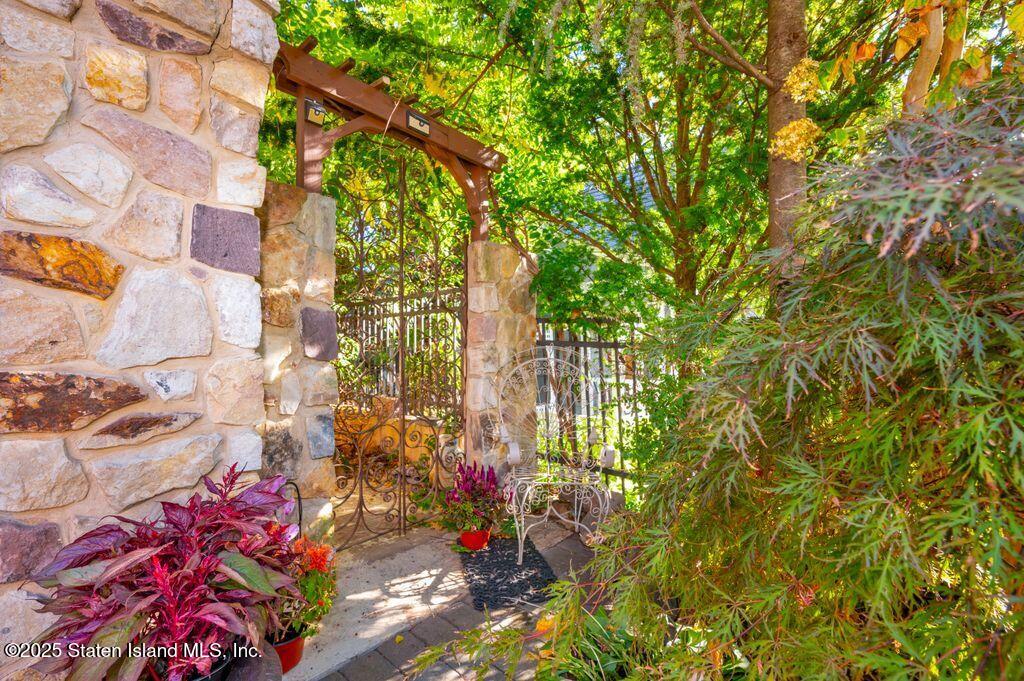 67 Sparkill Avenue, Staten Island, New York image 7