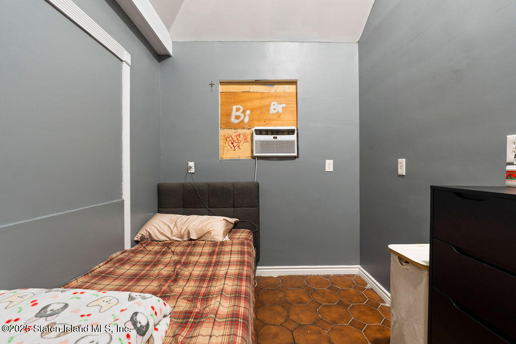32 Brighton 2nd Place, Brooklyn, New York image 16