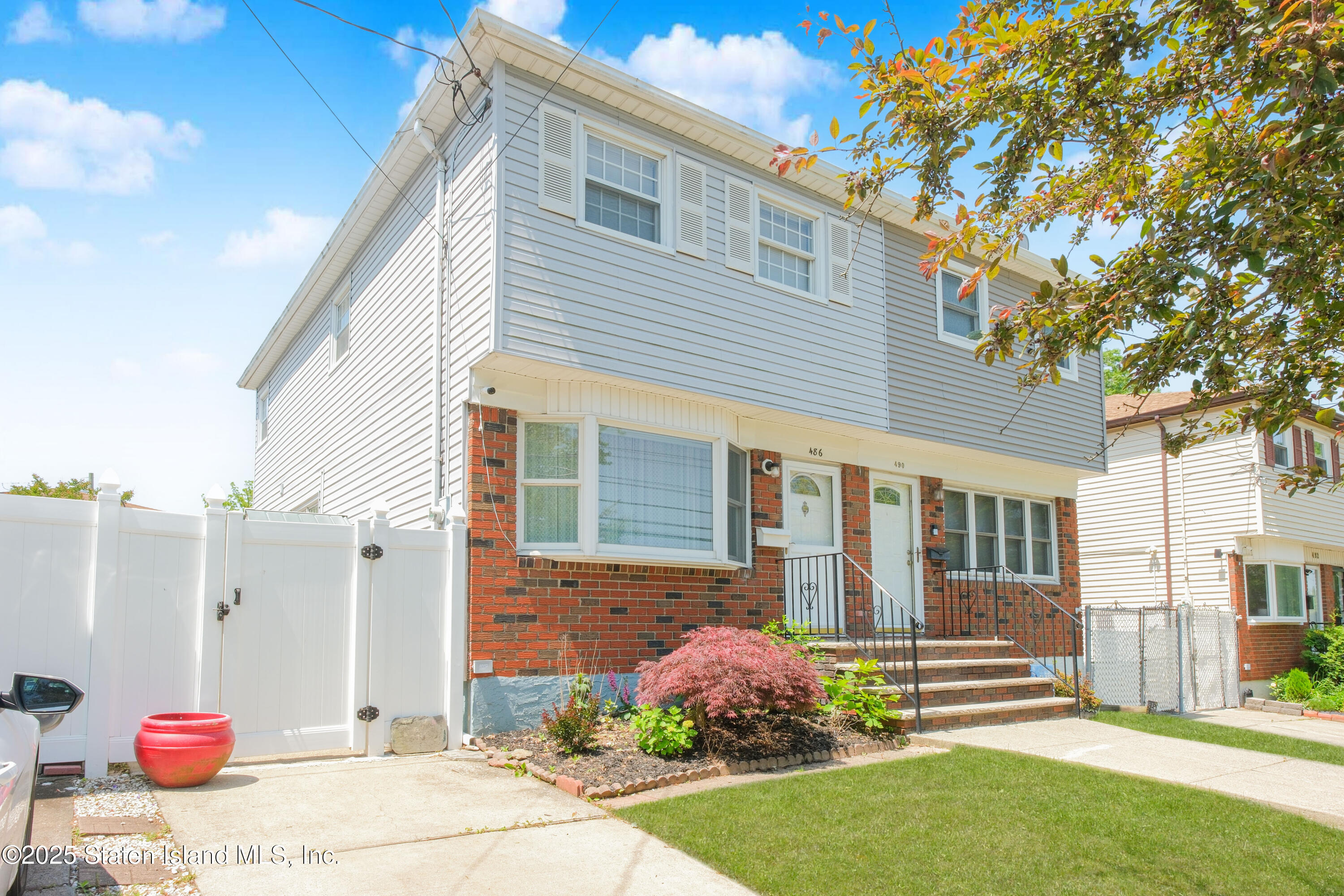 486 Armstrong Avenue, Staten Island, New York image 3