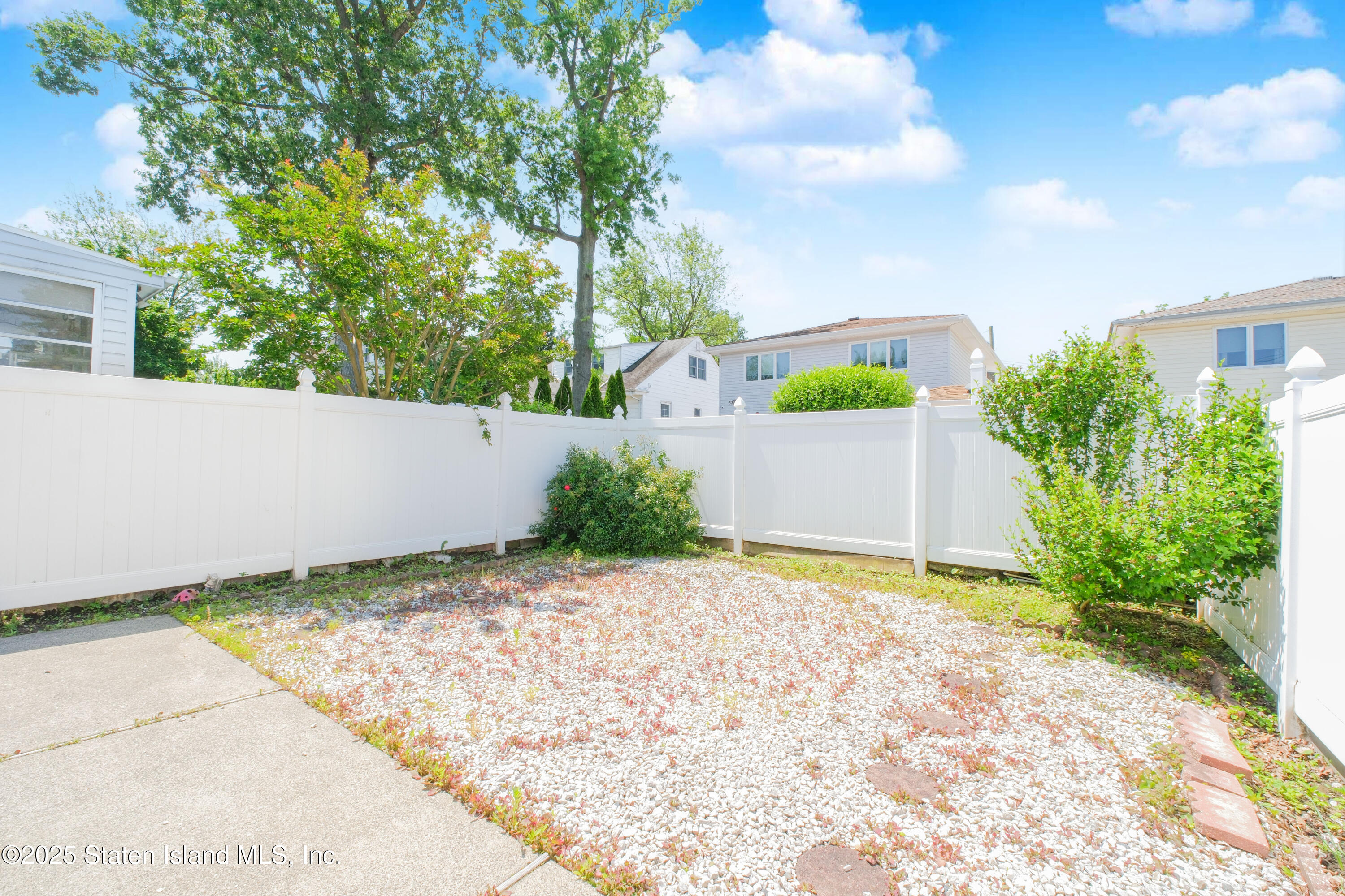 486 Armstrong Avenue, Staten Island, New York image 37