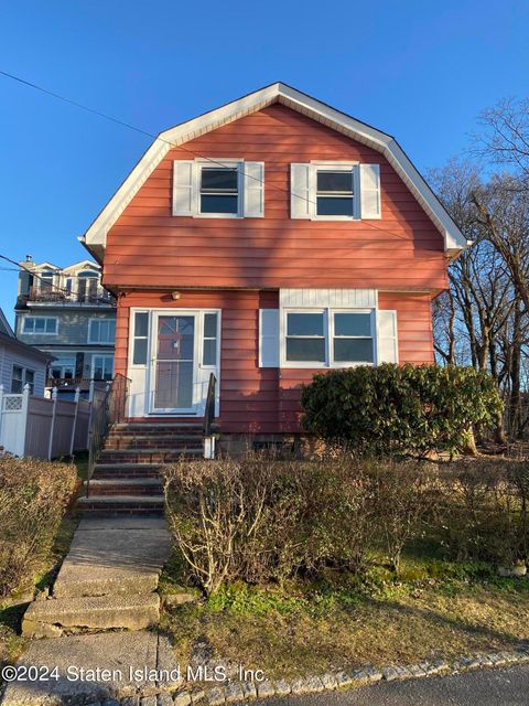 Photo of 5516 Arthur Kill Road Rd, Staten Island, NY 10307 (MLS # 2403459)