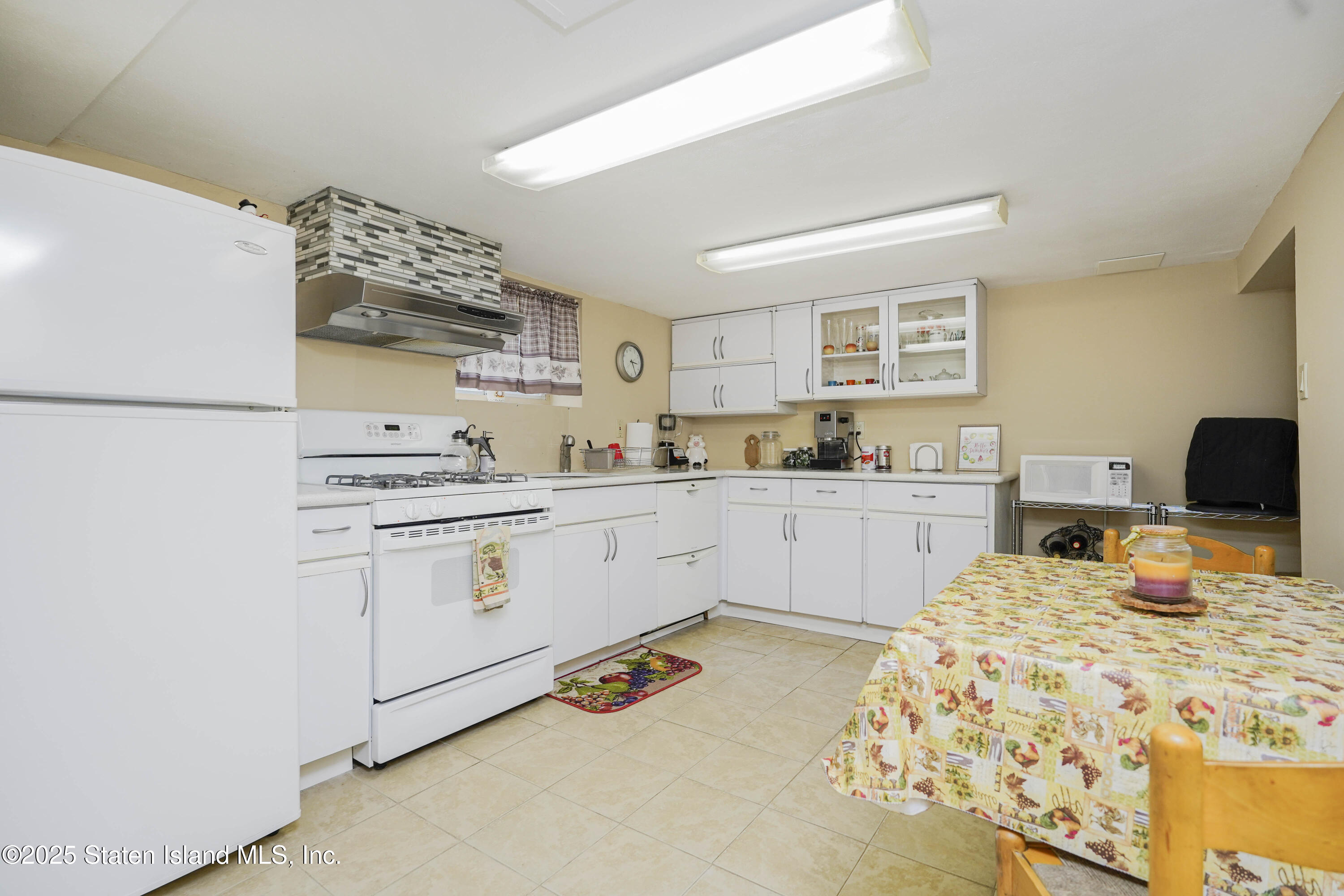 67 Lawrence Avenue, Staten Island, New York image 33