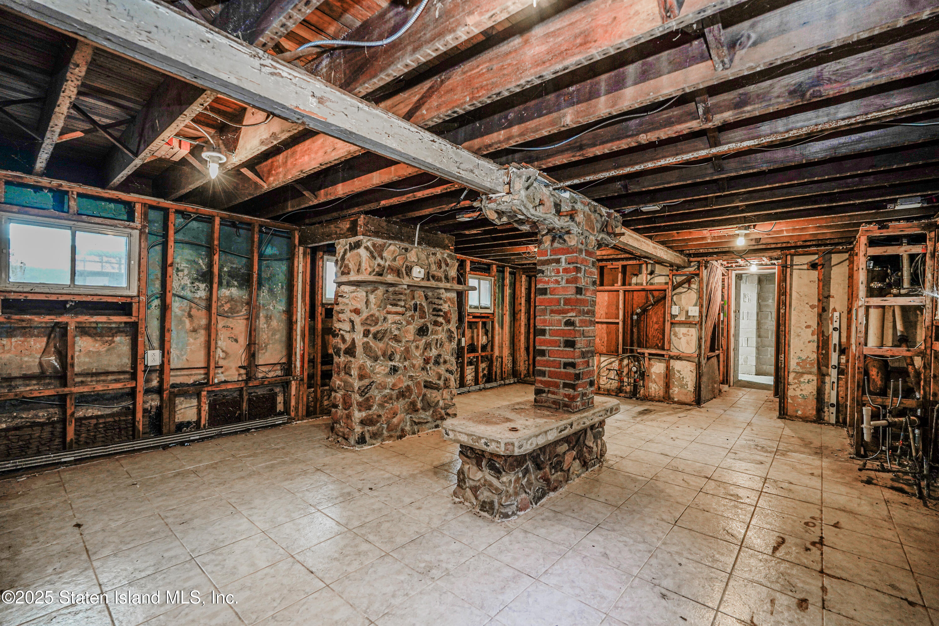 120 Winham Avenue, Staten Island, New York image 18