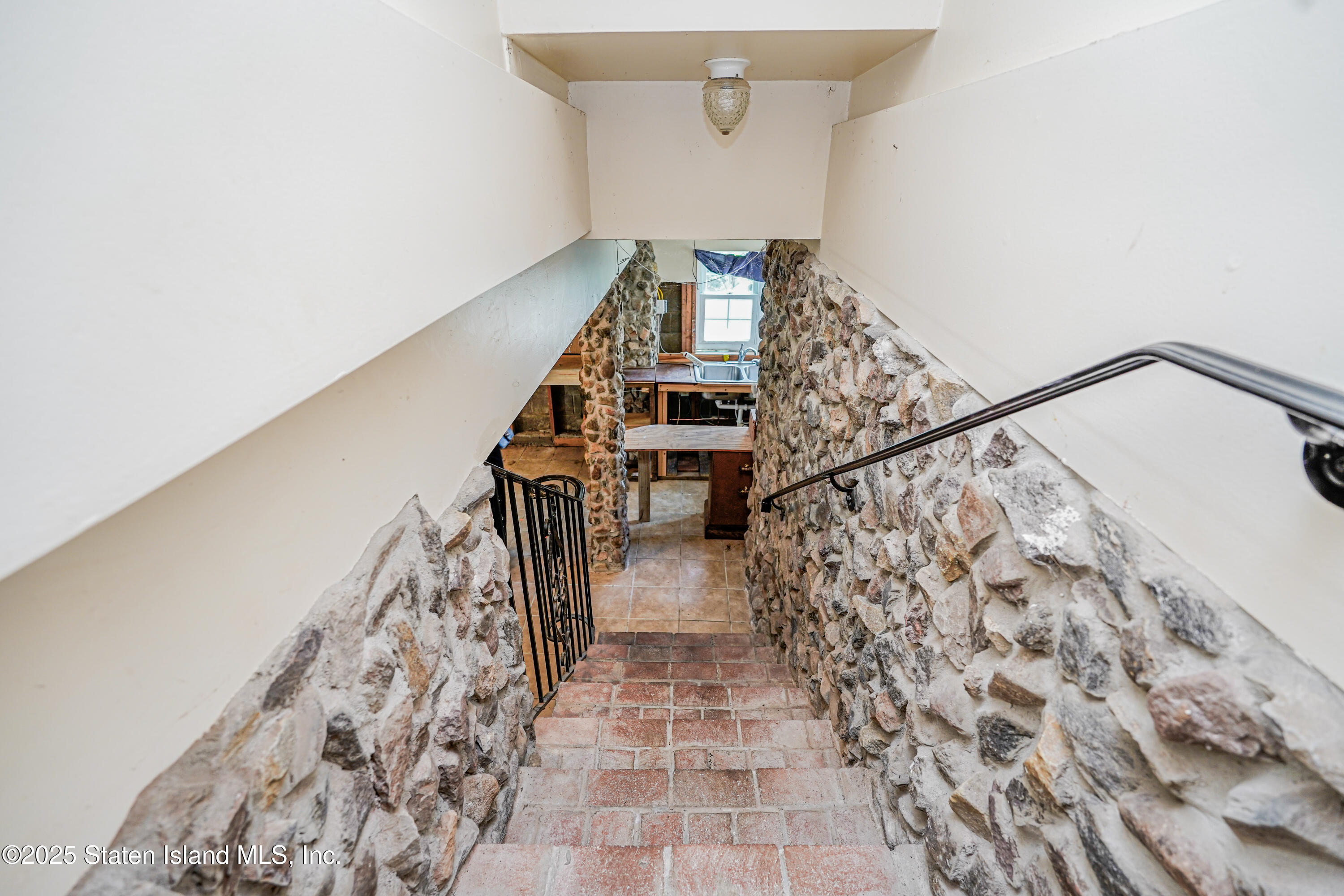 120 Winham Avenue, Staten Island, New York image 23