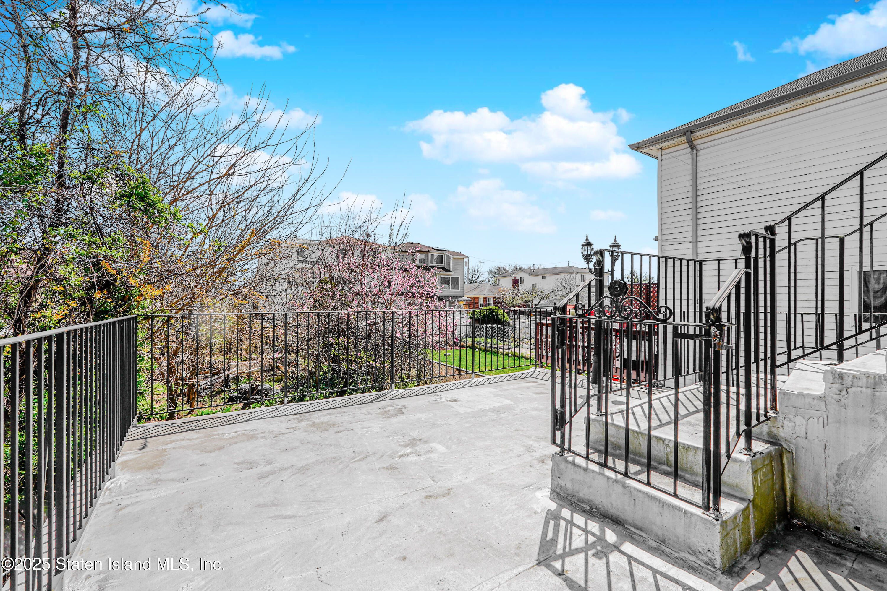 120 Winham Avenue, Staten Island, New York image 24