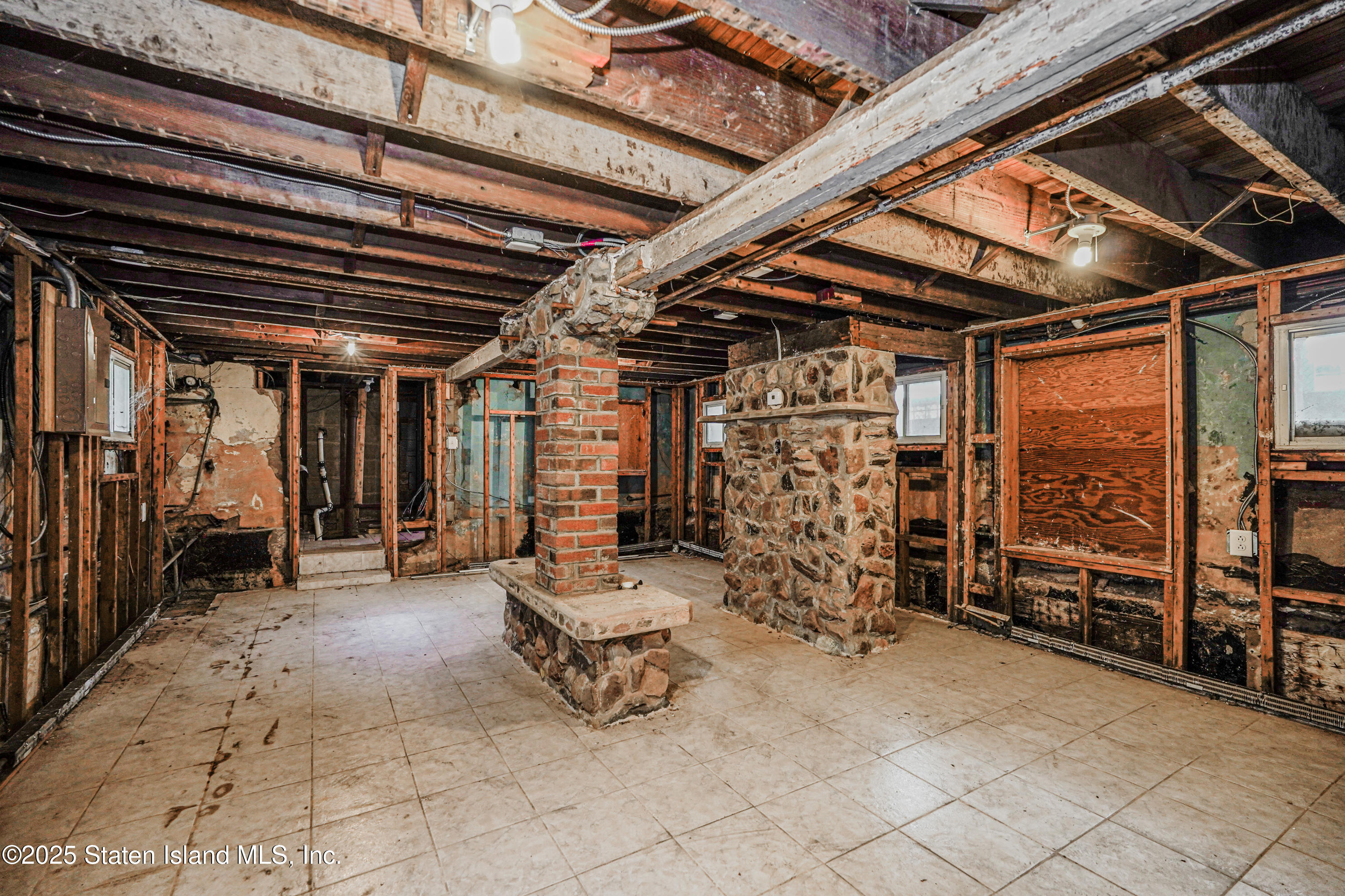 120 Winham Avenue, Staten Island, New York image 17